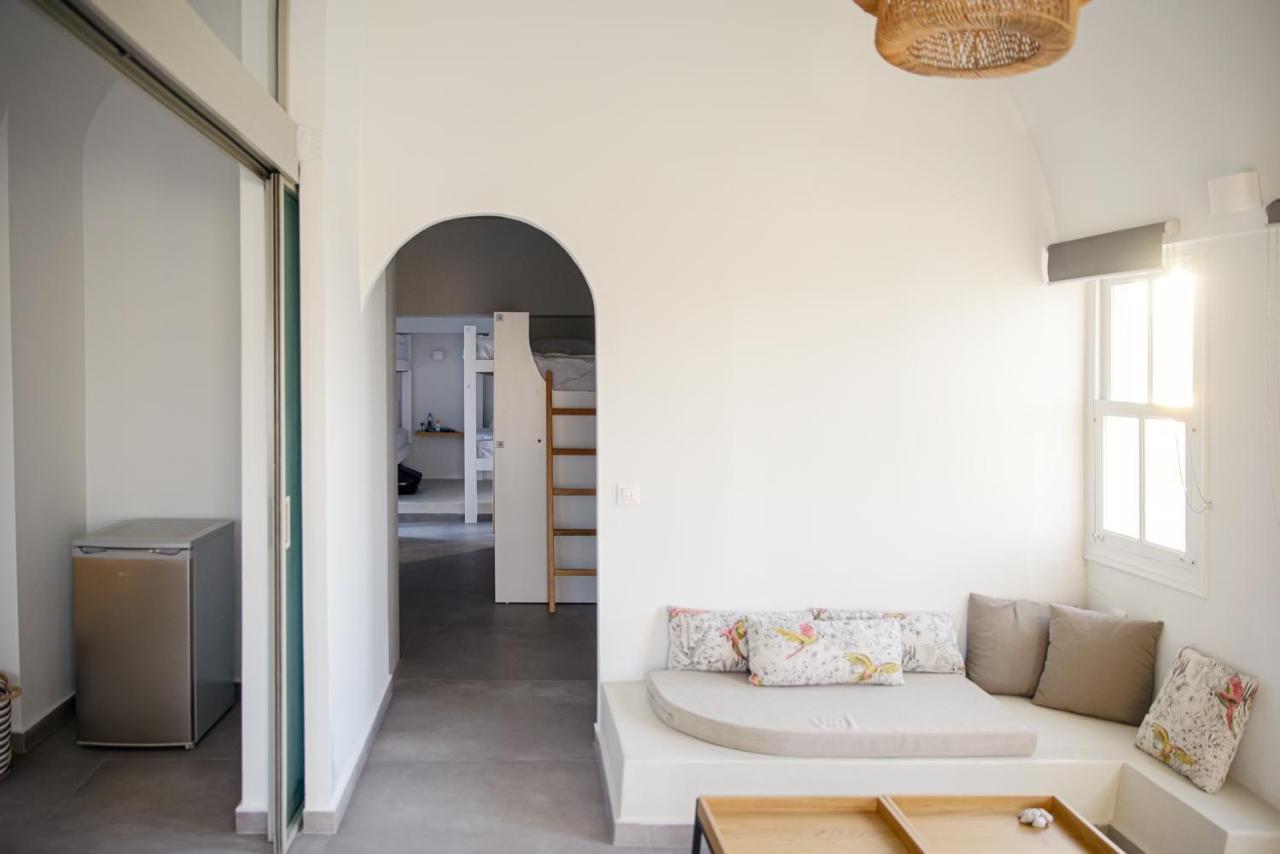 Central Hostel Oia Dış mekan fotoğraf