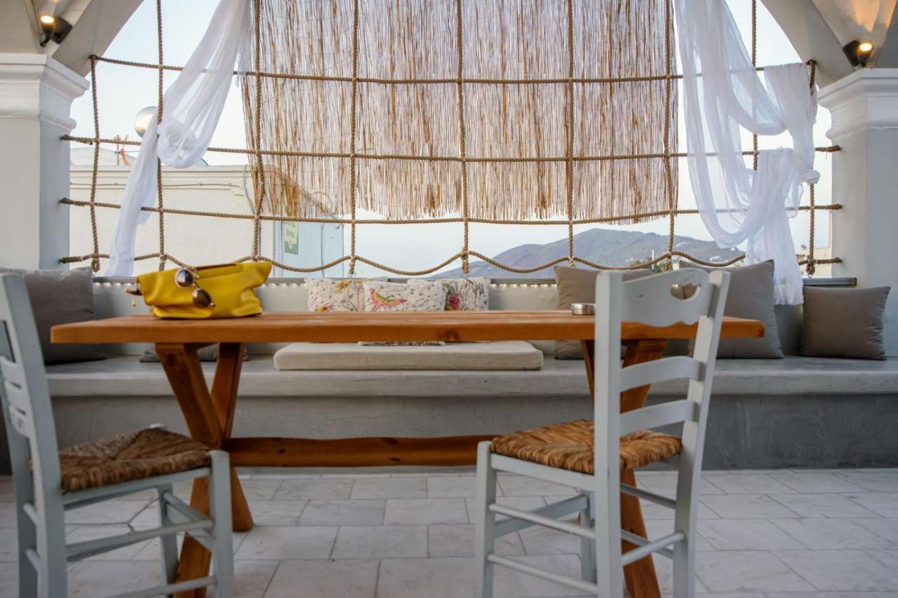 Central Hostel Oia Dış mekan fotoğraf
